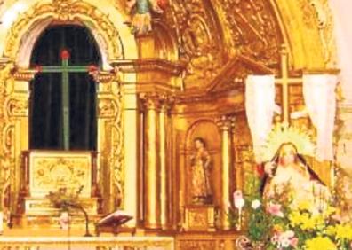 Imagen secundaria 1 - Arriba, iglesia de San Pelayo, de origen mozárabe, en Paradilla del Alcor; Virgen de las Angustias, en el interior de la ermita (izda.) y una de las dos puertas que conserva la localidad. 
