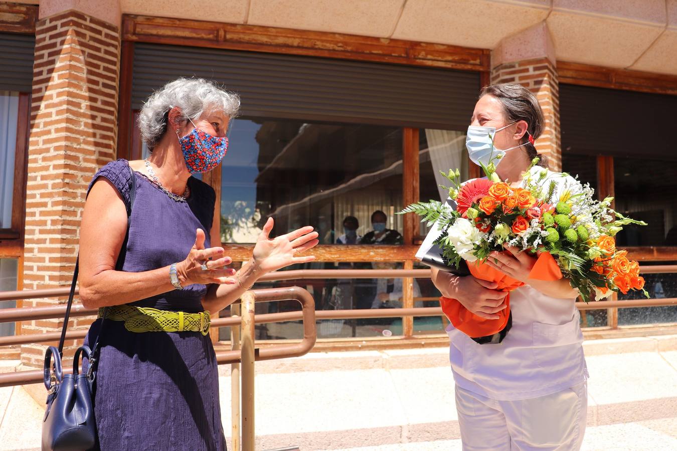 Marc Calcoen y su esposa han visitado la localidad con motivo de la donación de 10.000 euros que la embajada belga ha realizado a la residencia de ancianos Sancti Spíritus y Santa Ana de la localidad