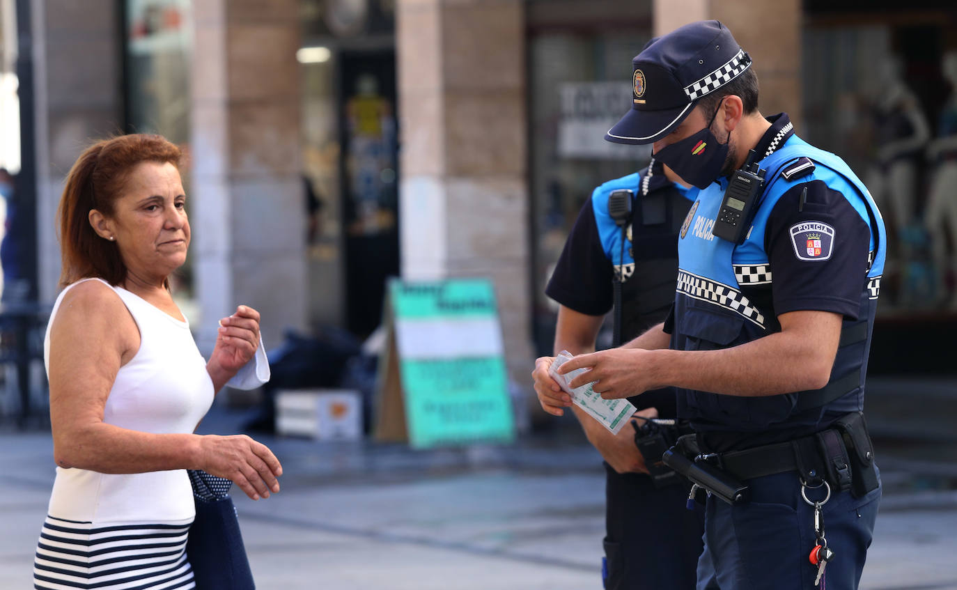 Fotos: Primer día de uso obligatorio de la mascarilla en Palencia