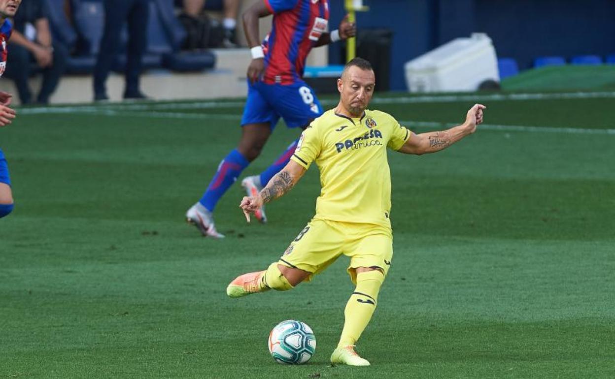 Santi Cazorla, en su último partido con el Villarreal. 