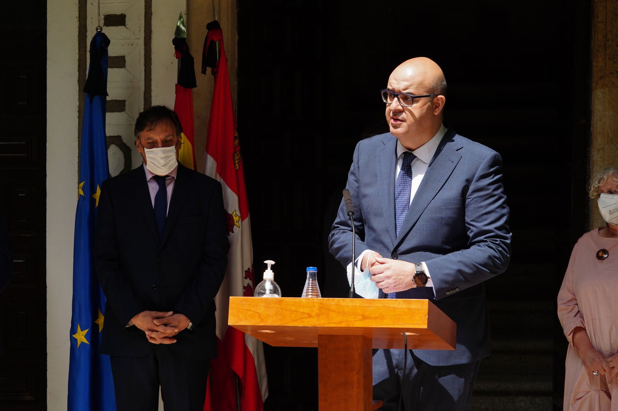 La Cámara de Comercio acogió un homenaje a las víctimas por Covid-19