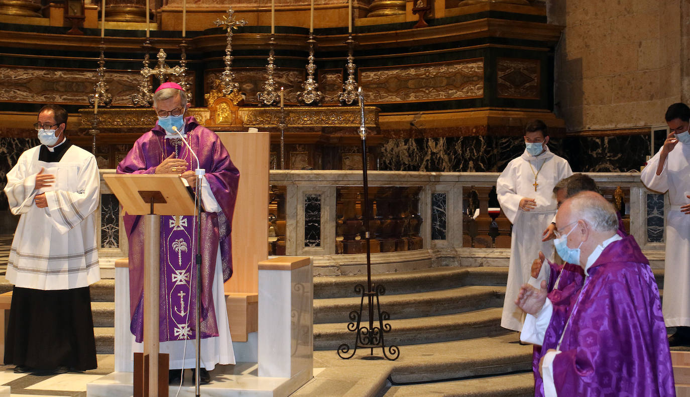 Funeral por las víctimas del Covid-19 en Segovia. ANTONIO DE TORRE