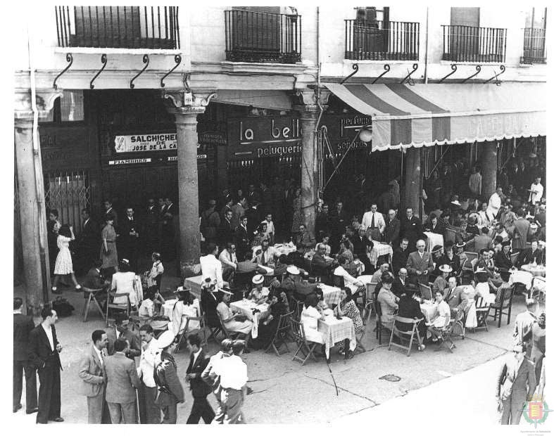 Fotos: Estampas del Valladolid antiguo (L): tardes de terrazas