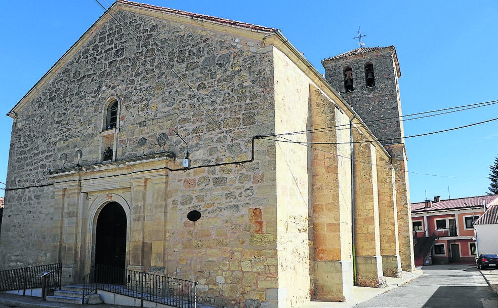 La iglesia de la Exaltación de la Santa Cruz, del siglo XVI. 