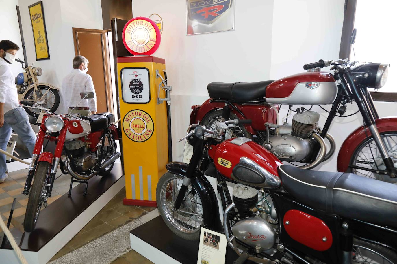 El Ayuntamiento alberga la colección de Enrique Guzmán, formada por 34 piezas clásicas en perfecto estado que arrancan en el año 1910