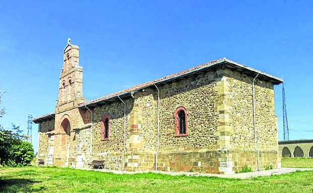 Imagen principal - Ermita del Cristo del Amparo, a las afueras de la localidad; puente sobre el río Carrión de finales del siglo XVIII y monumento al minero, levantado en el año 1975.