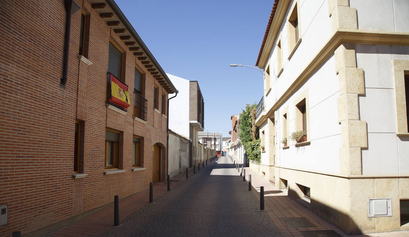 Los controles de acceso a estas dos localidades vallisoletanas arrancaron al filo del mediodía.