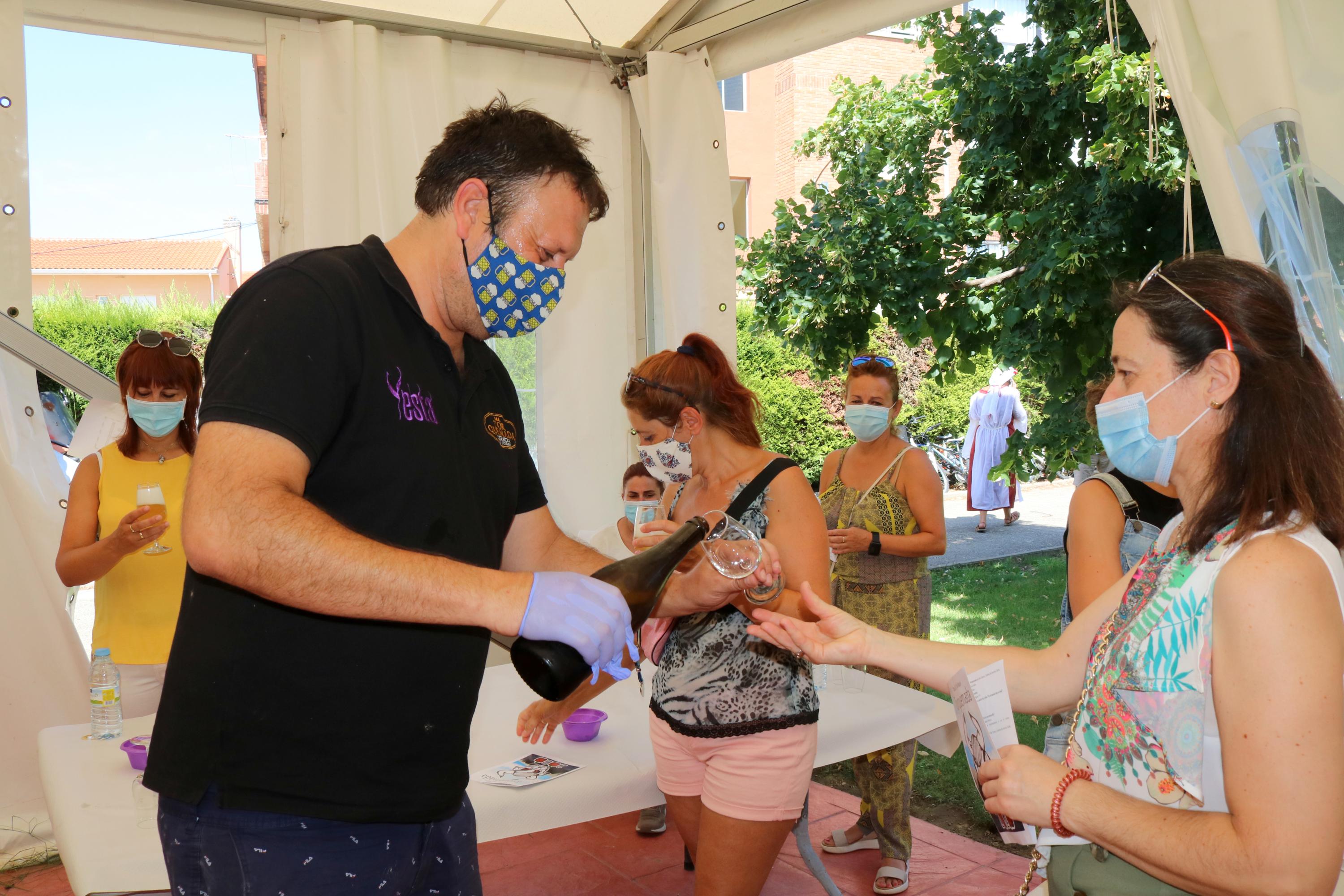 Asistentes a la Ruta Teatralizada por Torquemada