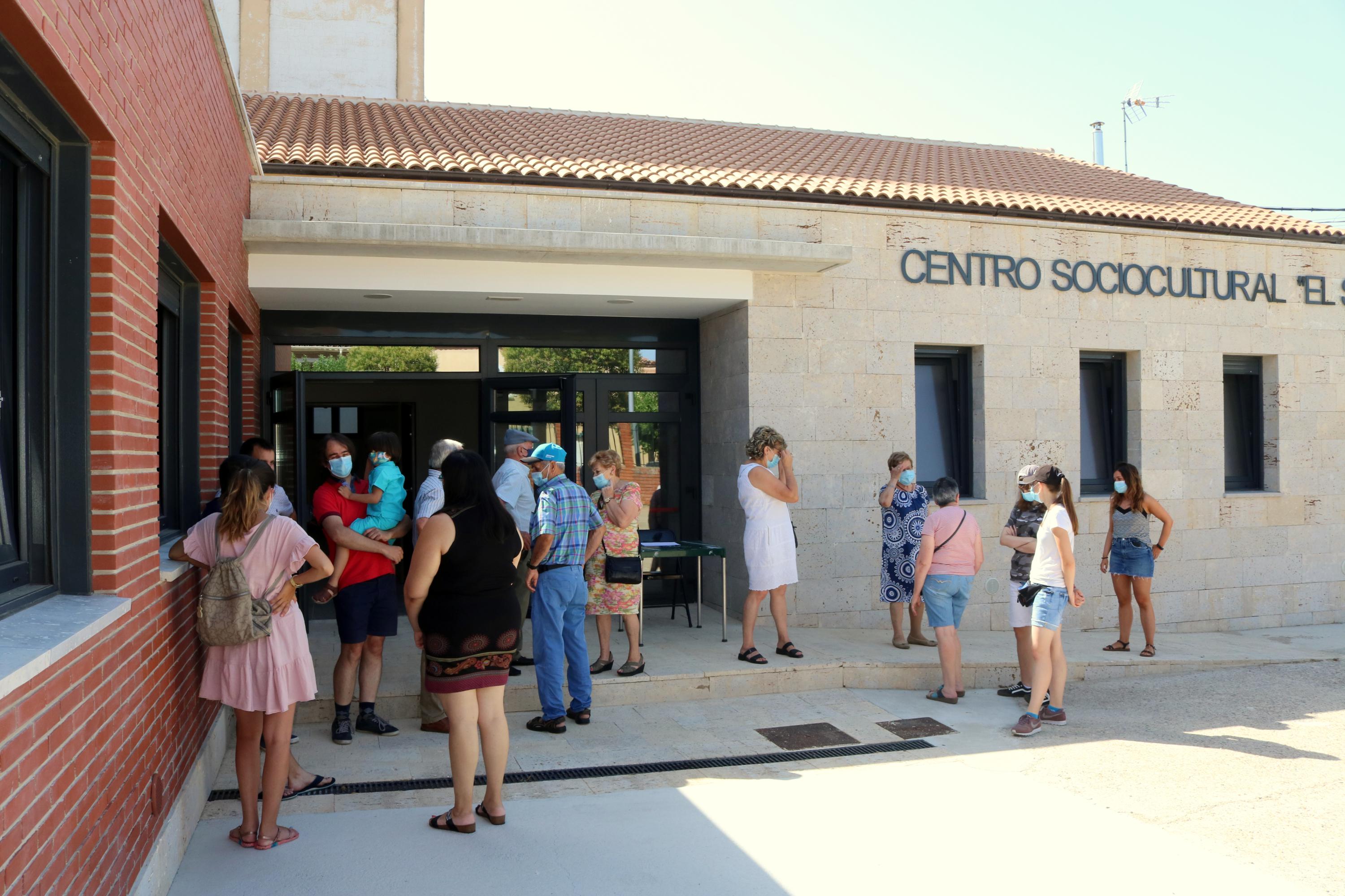 Numerosos vecinos se acercaron a conocer las nuevas instalaciones de la localidad cerrateña