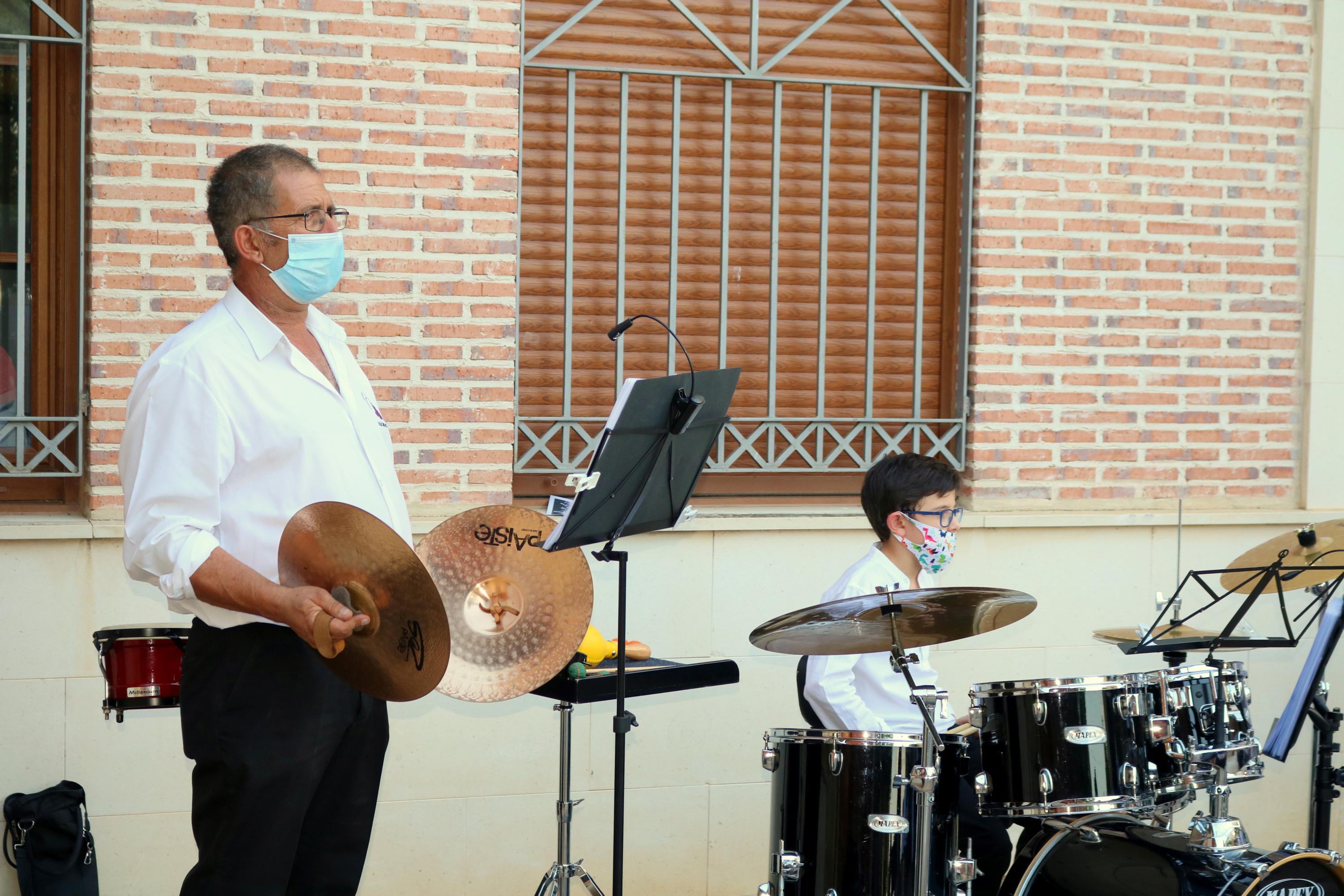 Actuación de la Banda de Música Comarcal de la ACJB en Fuentes de Valdepero