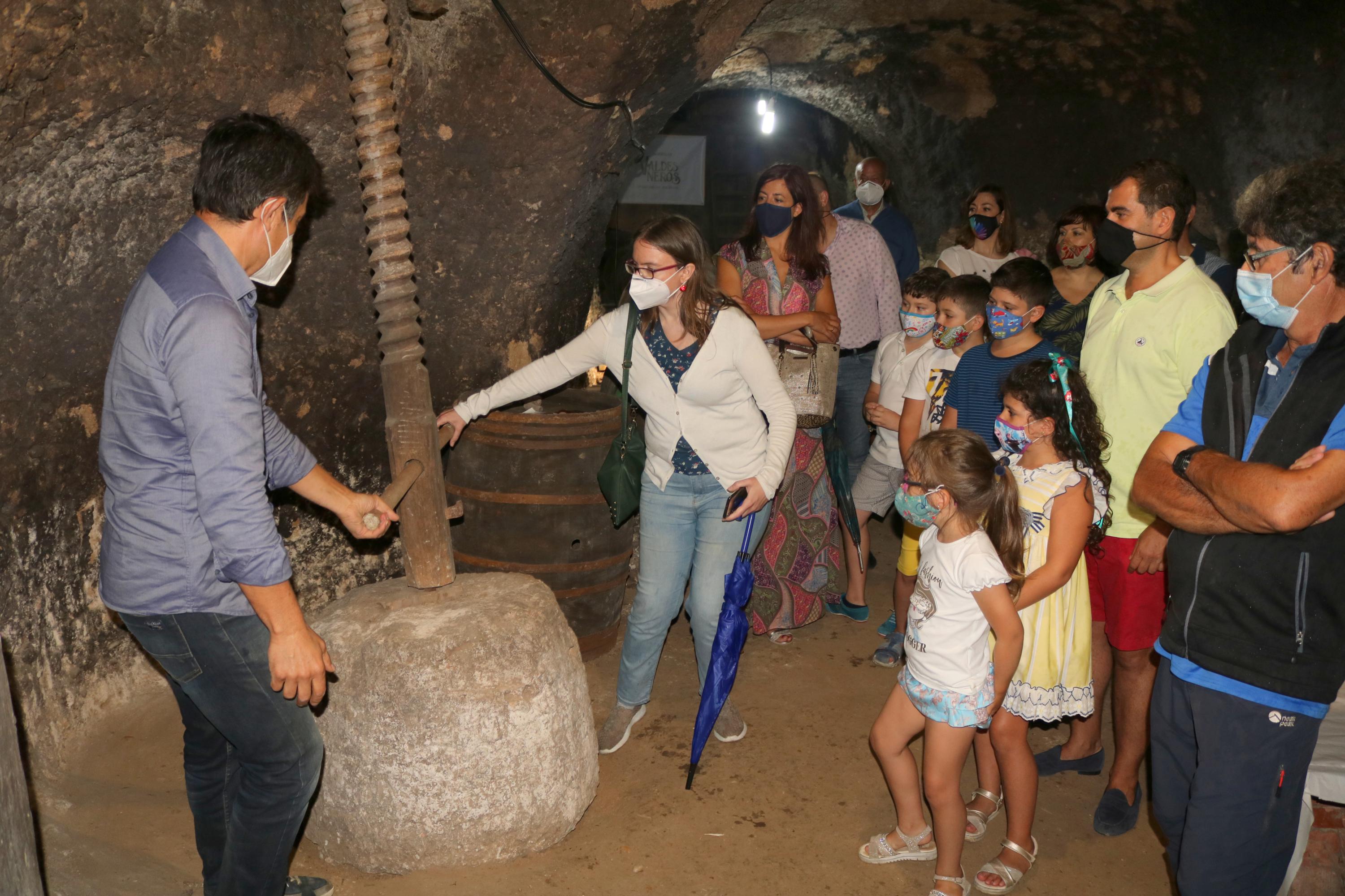Las Bodegas de Torquemada se convierten en un atractivo turístico para los visitantes