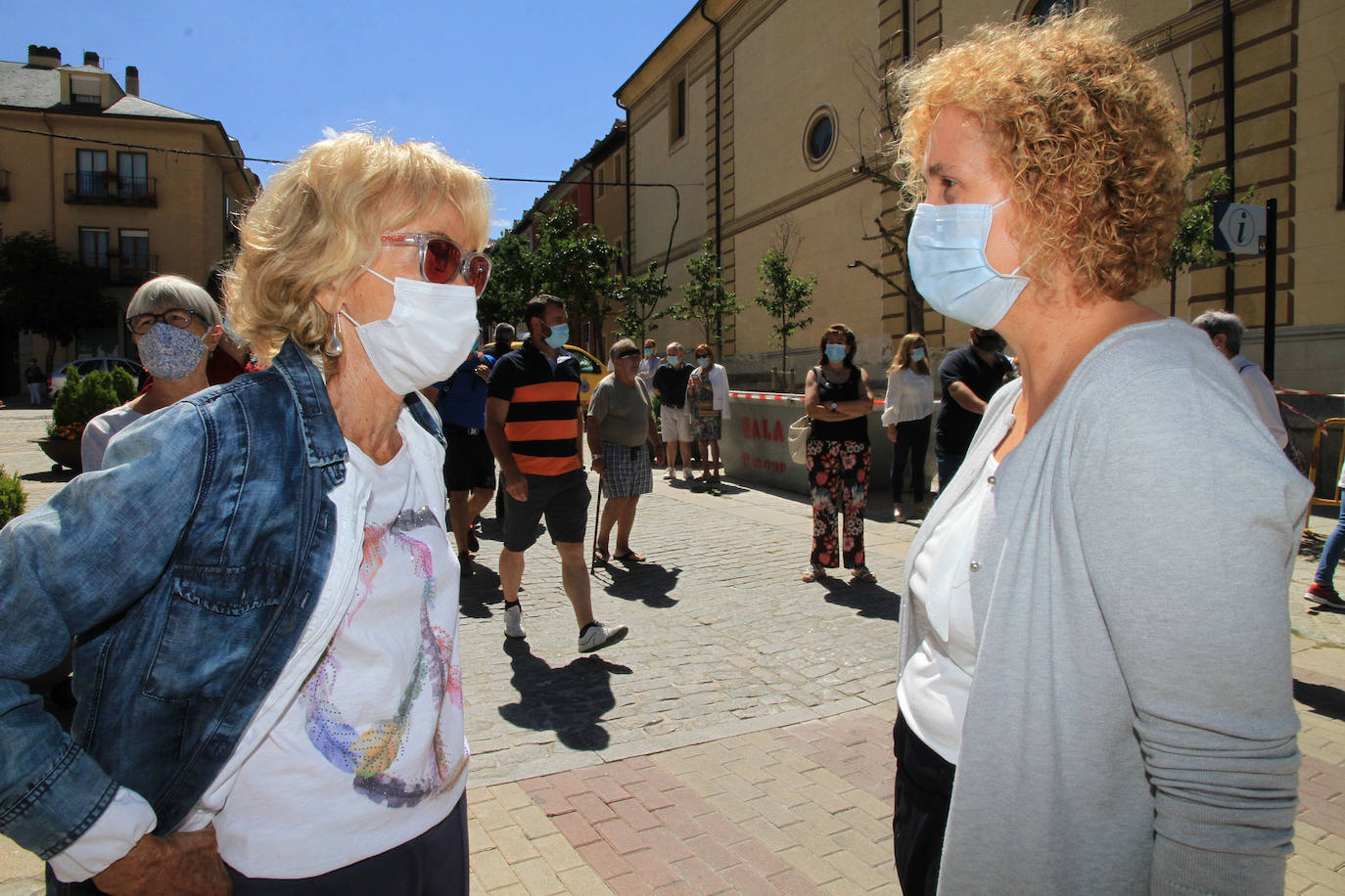 La rabia contra la violencia machista resuena en La Granja. 