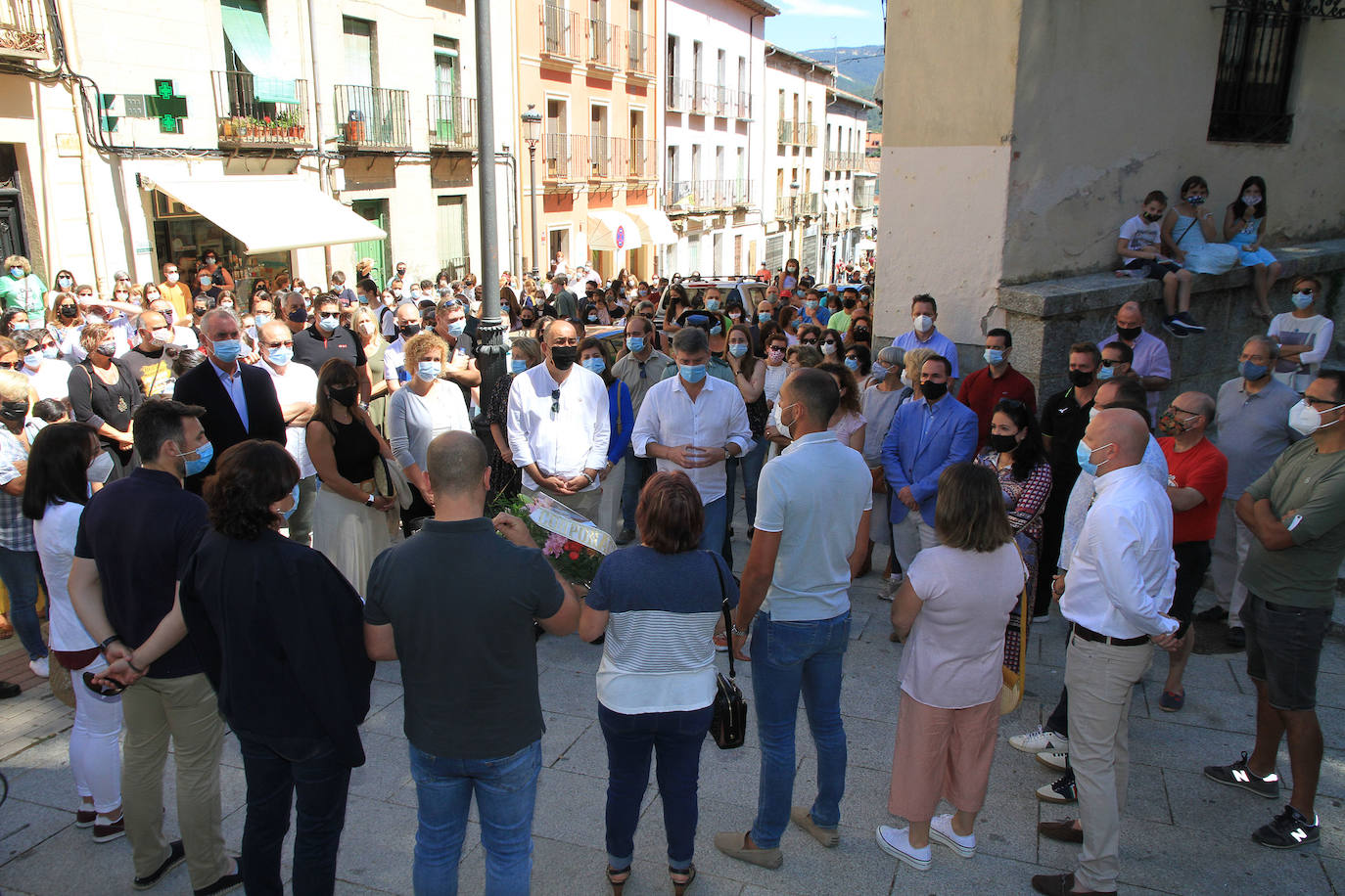 La rabia contra la violencia machista resuena en La Granja. 