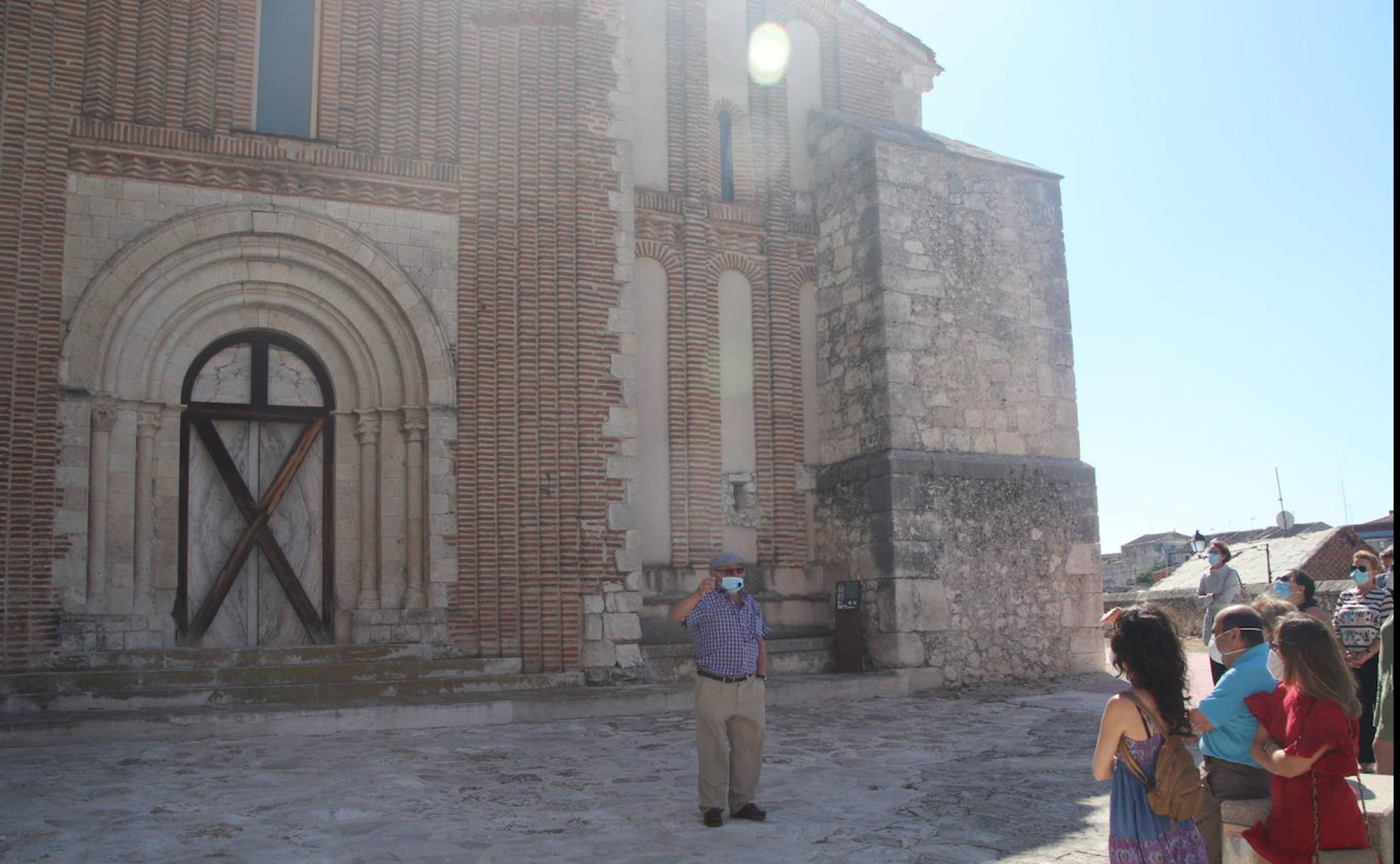 Visita guiada a la igllesia de San Andrés, em la localidad segoviana de Cuéllar. 