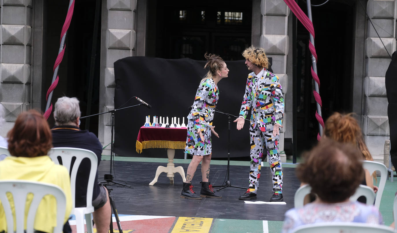 'Gala del Circo, ciudad de Valladolid', en la que participaron tres colectivos ligados a las artes circenses: Escuela de Circo de Valladolid, La Luz de las Delicias y Nuevo Fielato.