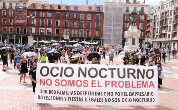 Los bares de ocio nocturno de Valladolid confían en que la Junta les equipare a los cafés 