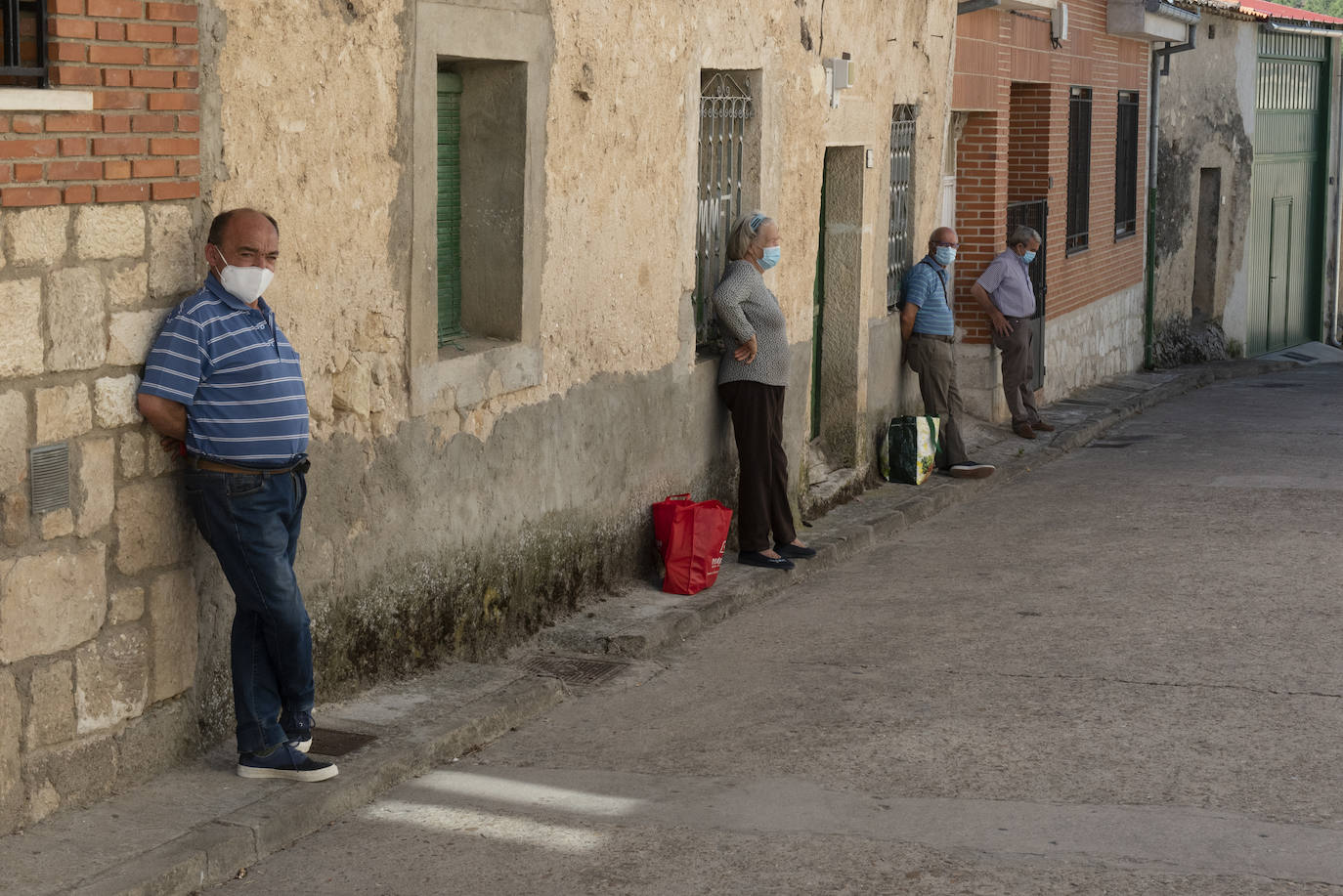 La covid contagia el «miedo» en Segovia.