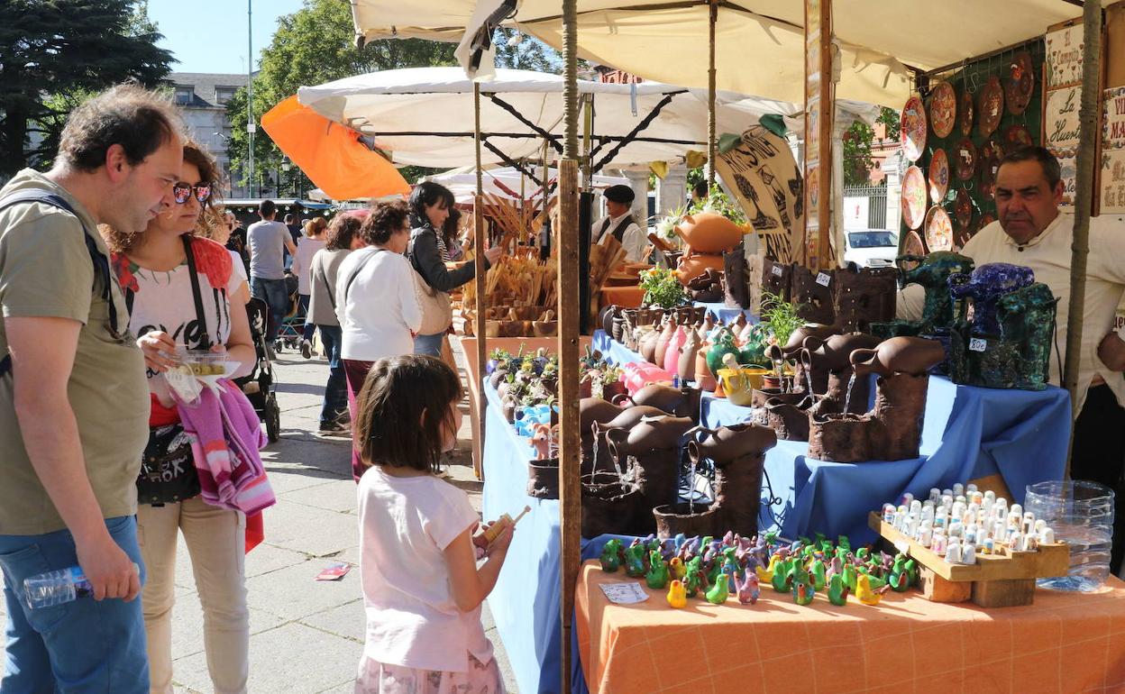 El mercado castellano, que el año pasado se instaló en primavera en San Pablo, se celebrará este año del 2 al 6 de septiembre en Portugalete. 