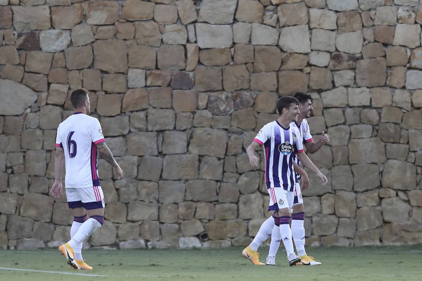 El Real Valladolid ha goleado esta tarde al Granada en el segundo partido amistoso de la pretemporada. 