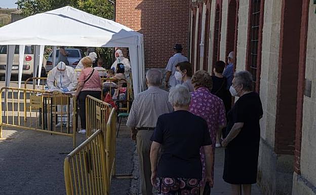 Torrelobatón se somete a una PCR masiva