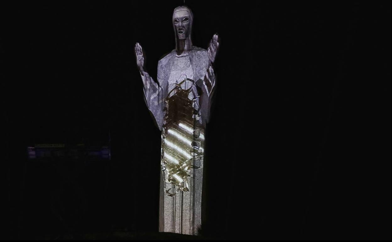 Videomapping sobre el Cristo del Otero.