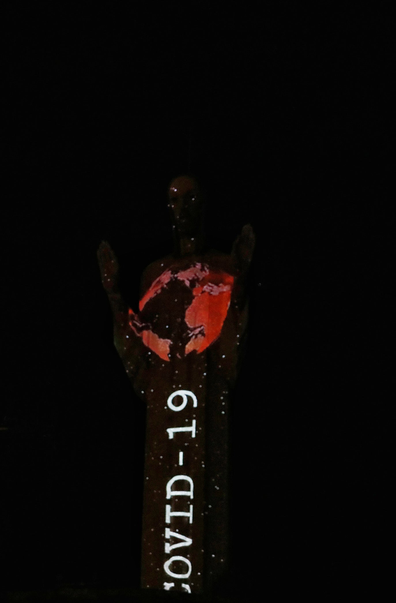 Videomapping en el Cristo del Otero.