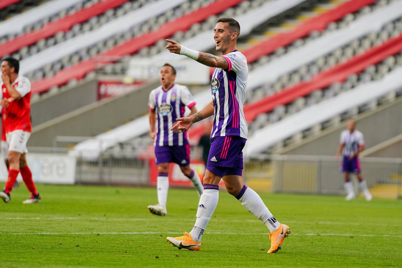 El cansancio acabó de nuevo pasando factura a un Pucela que solo hizo dos cambios y que ofreció momentos de muy buen fútbol