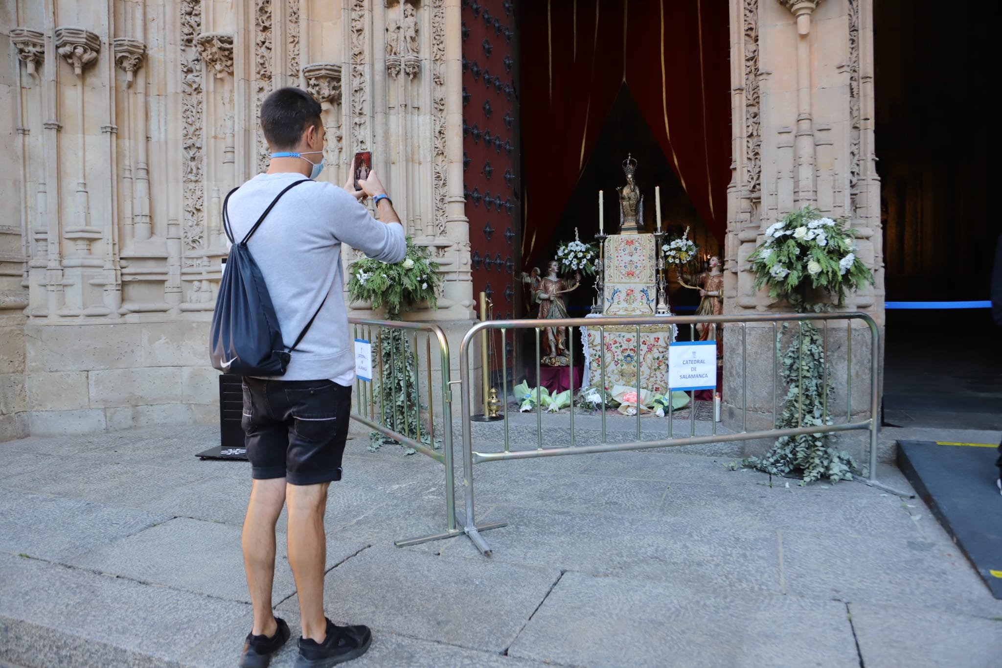 Fotos: Salamanca rinde honores a su patrona resignada por la limitación de aforo