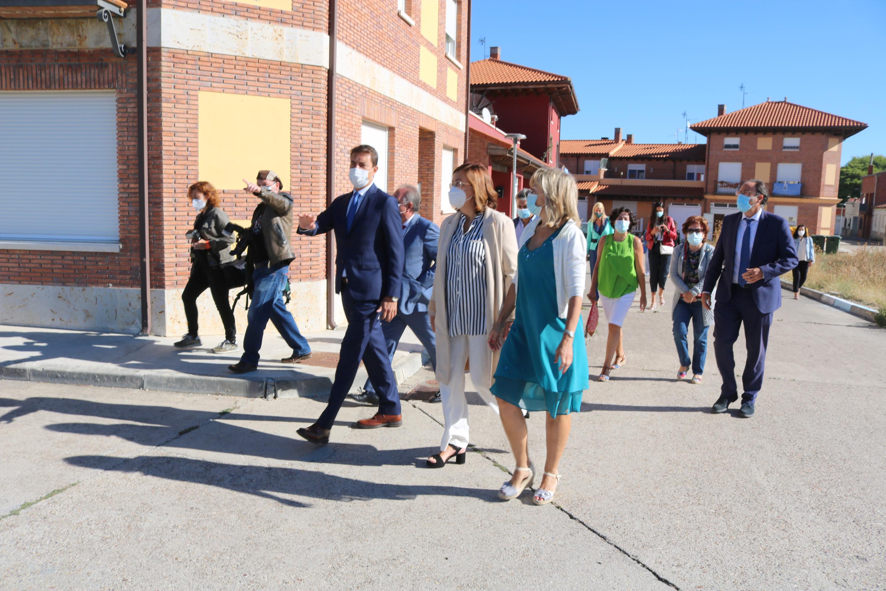 El consejero de Presidencia de la Junta de Castilla y León, Ángel Ibáñez, visitó Baltanás