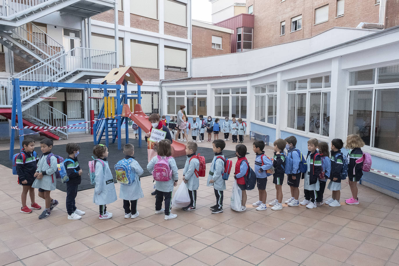 Primer día en el Colegio Santa Teresa de Jesús-Teresianas.