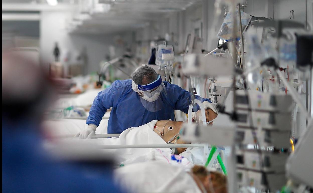 Coronavirus: Diarrea, dolor abdominal, náuseas y anorexia, principales síntomas de pacientes hospitalizados por Covid