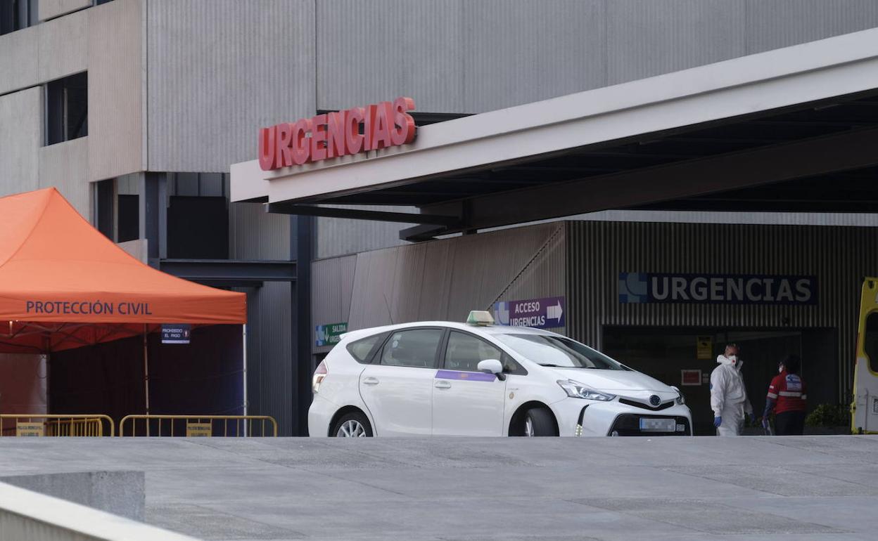 Urgencias del Hospital Clínico de Valladolid, durante el estado de alarma. 