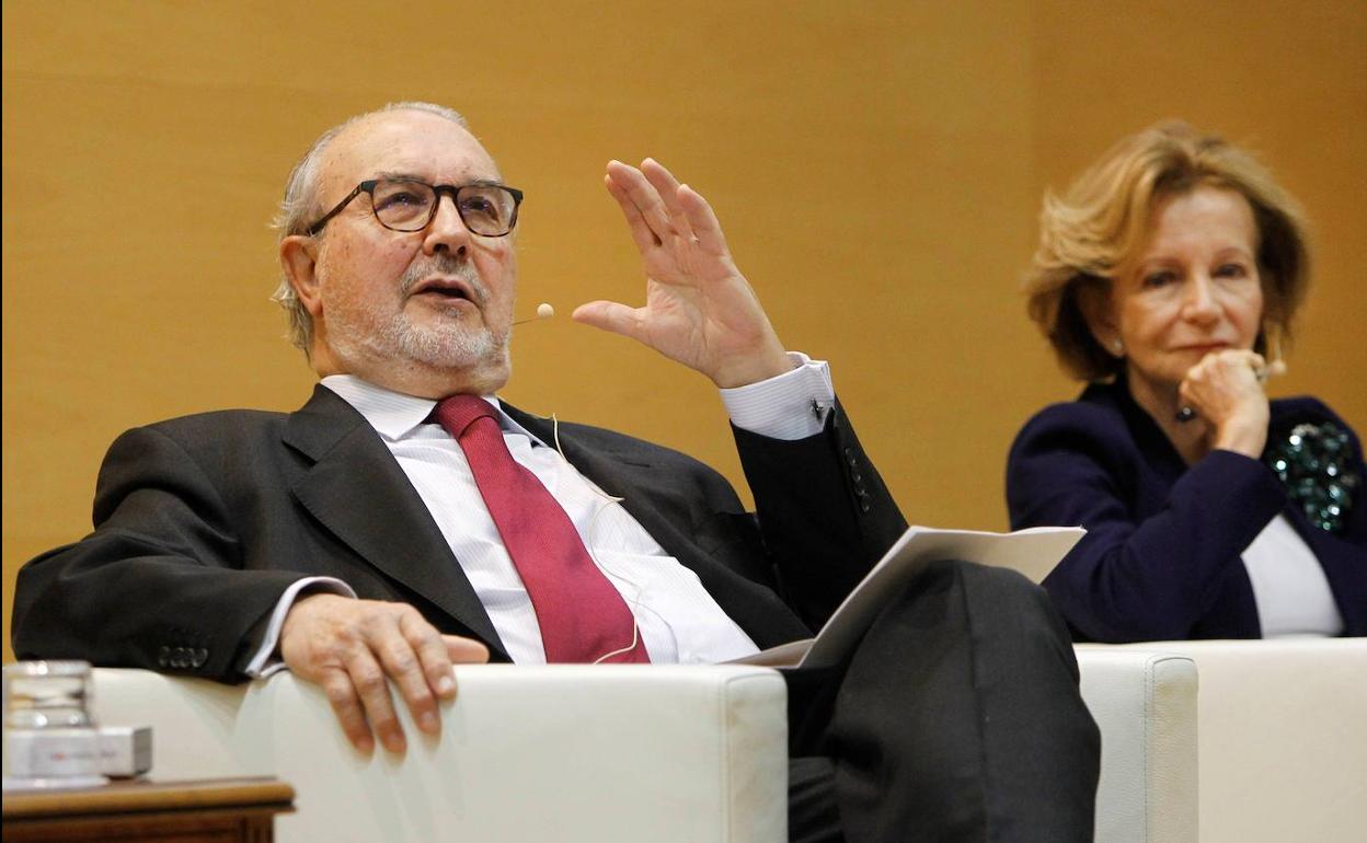 Pedro Solbes y Elena Salgado, en 2018.