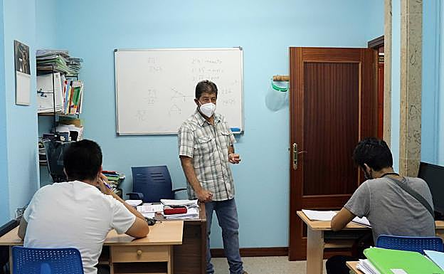 Las academias de Castilla y León se alían como alivio ante la falta de extraescolares en los colegios