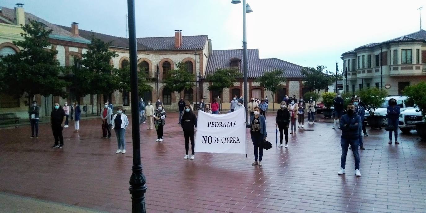 Concentraciones protesta contra el confinamiento decretado por la Junta en Iscar y Pedrajas de San Esteban. 