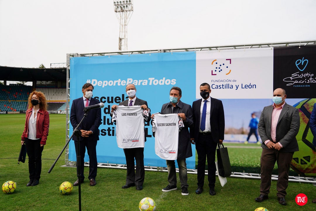 Acto de presentación en Salamanca del convenio entre fundaciones