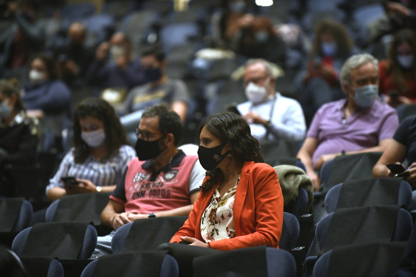 El grupo vallisoletano presenta su trabajo '30 aniversario: Solo recuerdo lo bueno, de lo malo nada' dentro del ciclo 'A cielo abierto' que organiza el Ayuntamiento