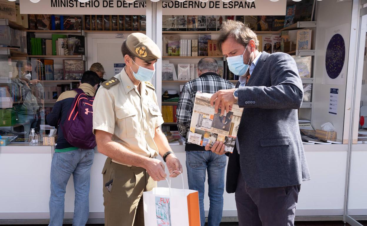 Puente, durante la inauguración de la Feria del Libro. 