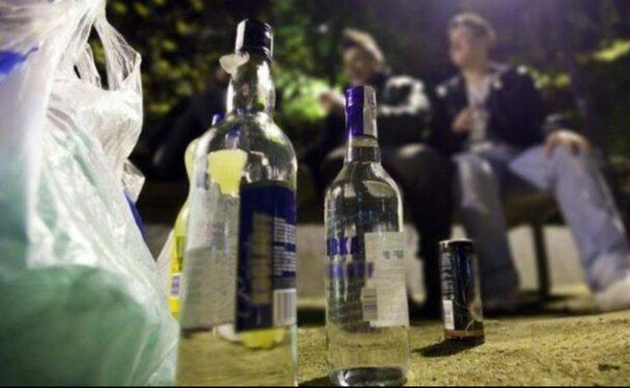 Coronavirus en León: Un botellón de sesenta universitarios se salda con 12 posibles contagios por la participación de un positivo