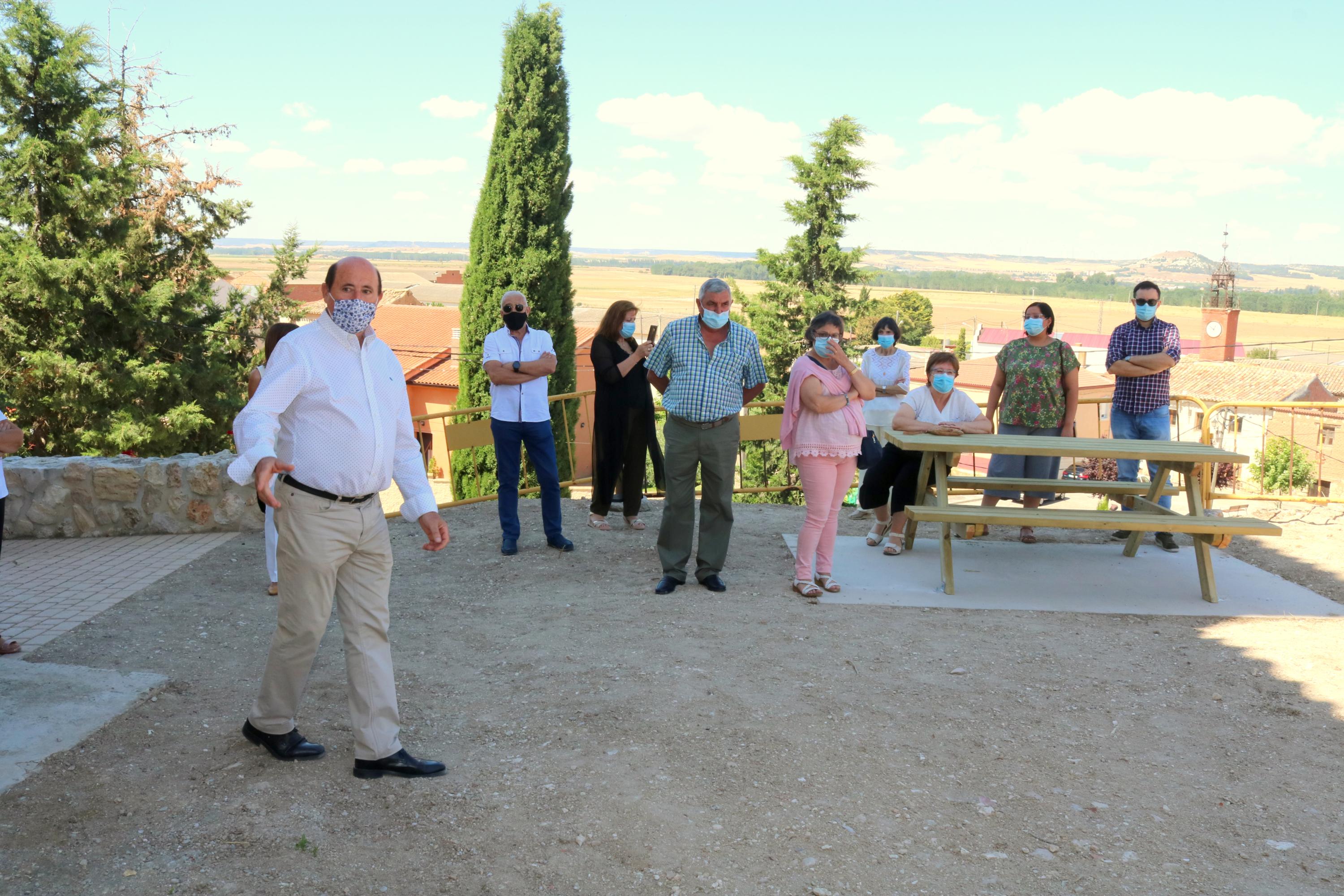 Reinoso de Cerrato cuenta con un mirador ubicado junto a la Iglesia Parroquial