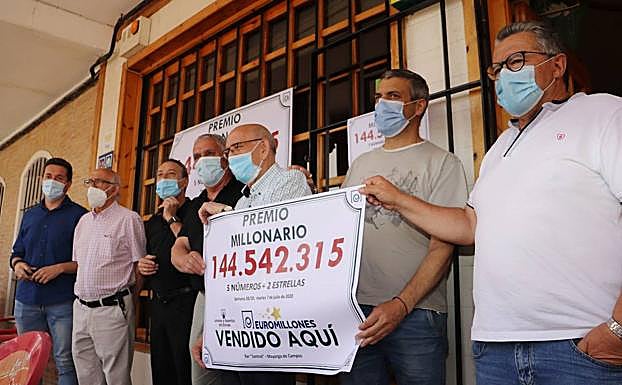 «Me sentía partícipe de la peña», alega el hombre que pide su parte del Euromillones de Mayorga