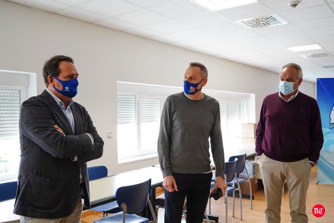 Acto de presentación de las jugadoras de Avenida.
