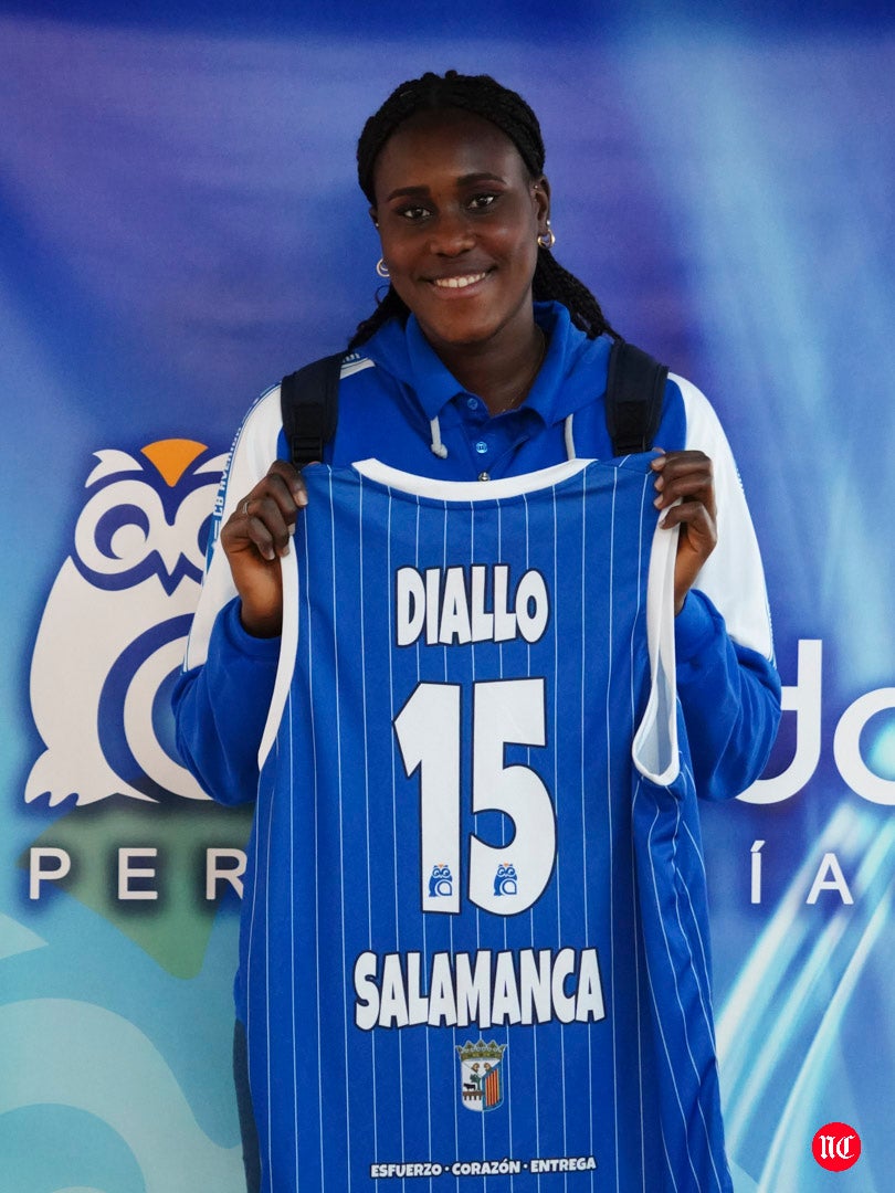 Acto de presentación de las jugadoras de Avenida.