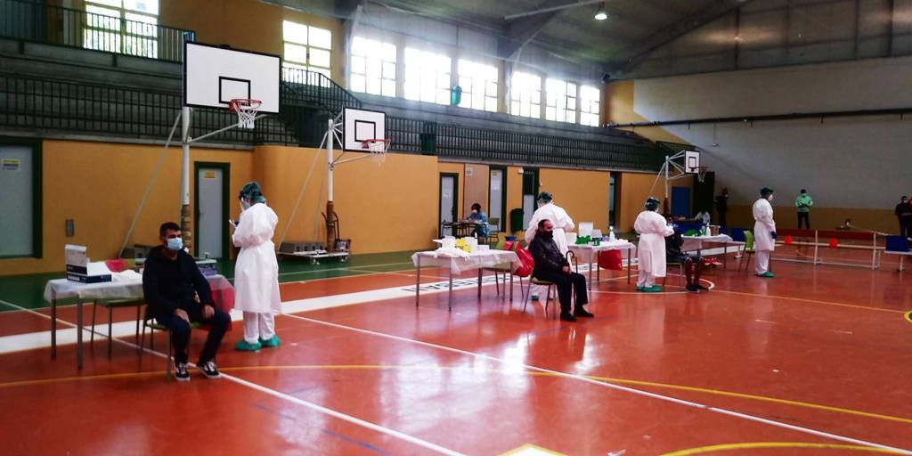 Fotos: Cribado masivo con test PCR en Pedrajas de San Esteban