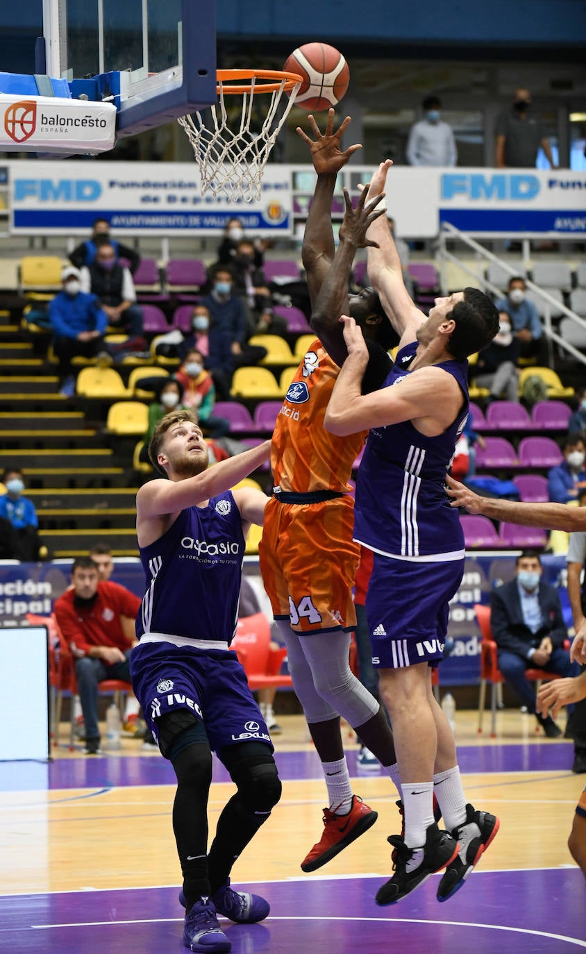 Fotos: Real Valladolid 87-80 Tizona Burgos