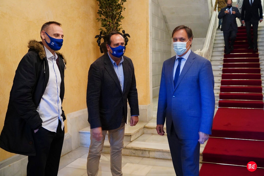 Recepción en el Ayuntamiento de Salamanca al Perfumerías Avenida