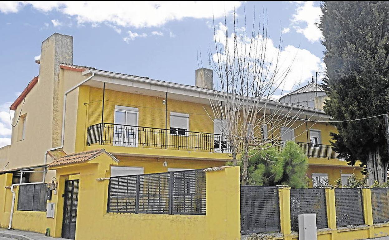 Encausan a los responsables de la residencia de La Pedraja, en Valladolid, por apropiación de dinero y joyas
