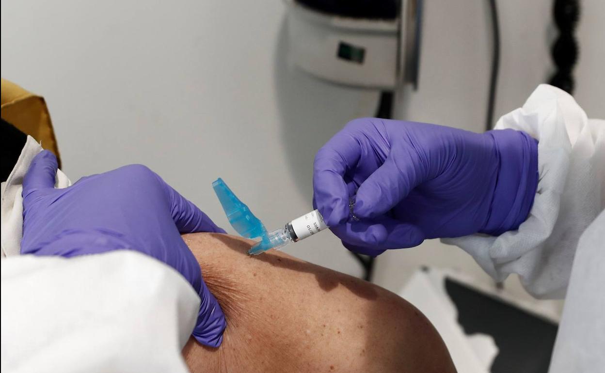 Coronavirus en Castilla y León: Las residencias de Castilla y León censuran la escasez de antigripales para vacunar a 42.859 mayores