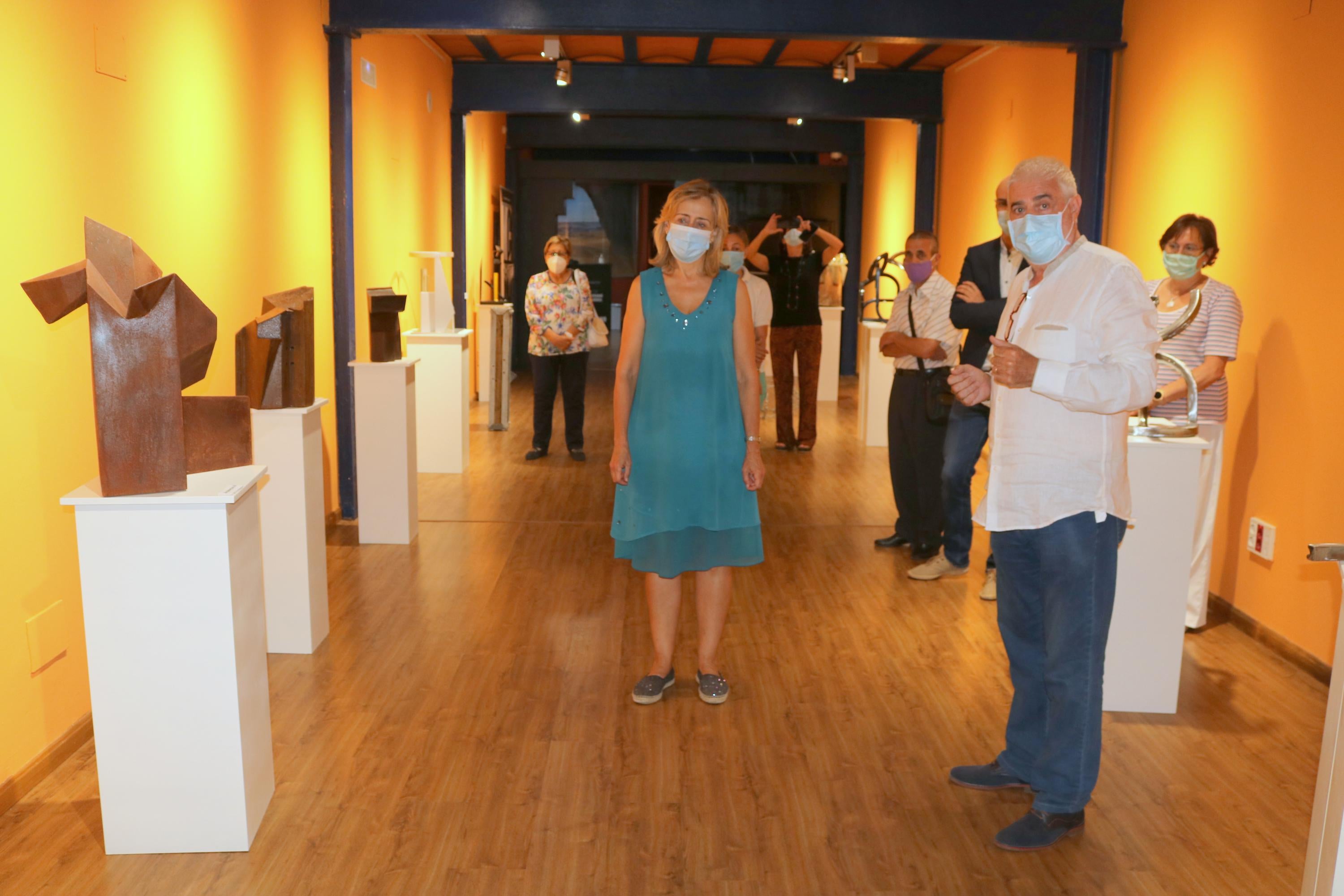 Fotos: El escultor Carlos Mediavilla expone &quot;El Arte y la Vida&quot; en Baltanás