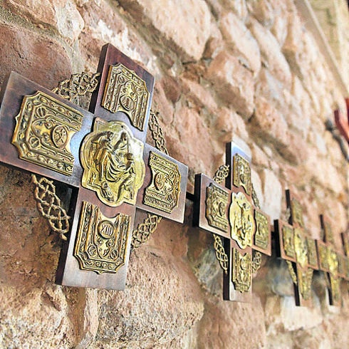 Vía Crucis en el Interior de Santa María La Mayor. 